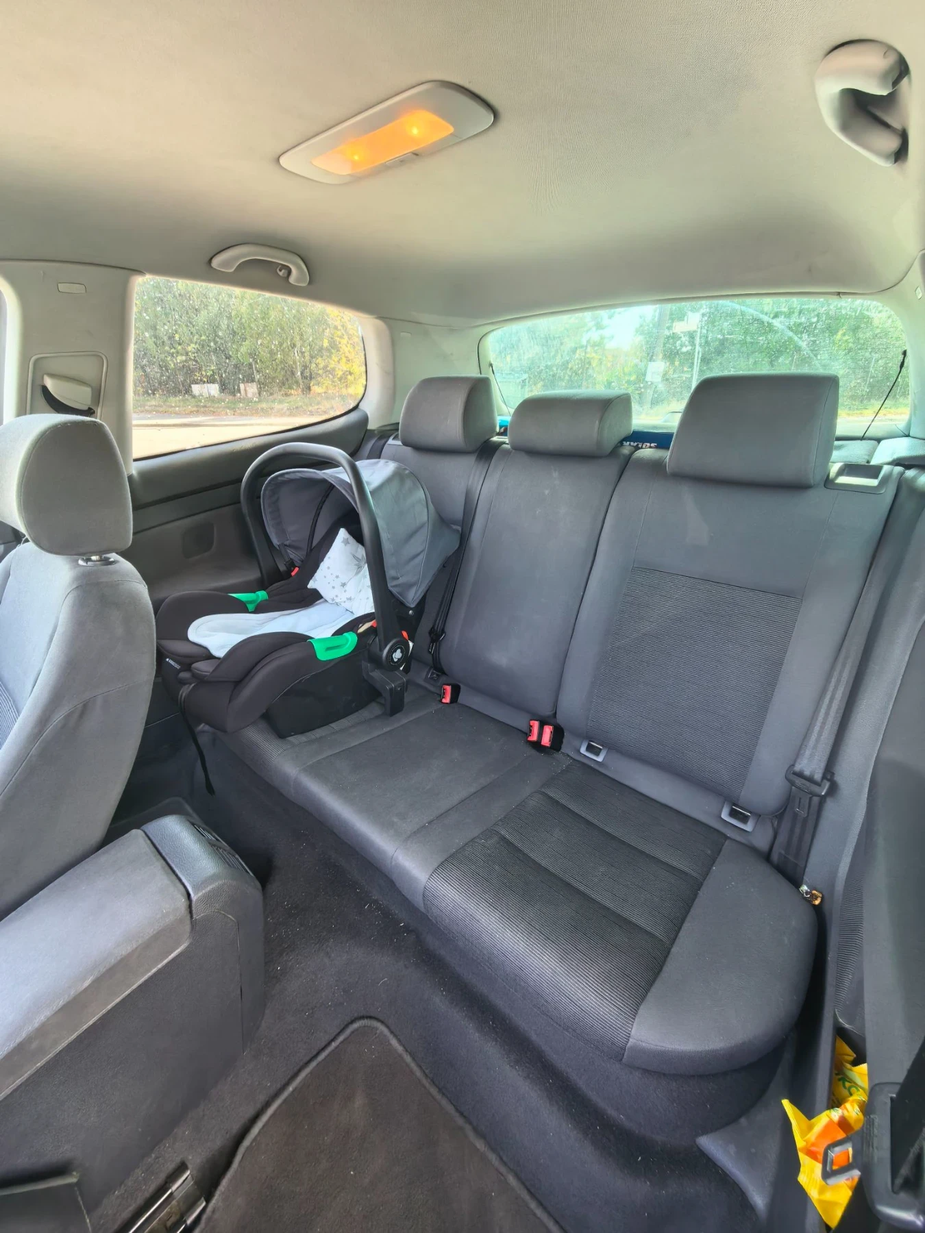 VW Golf 1.9 TDI, снимка 8 - Автомобили и джипове - 56647476