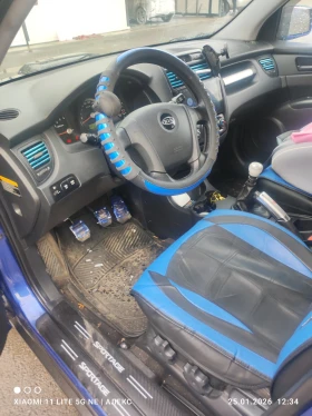 Kia Sportage 2.0 , снимка 13