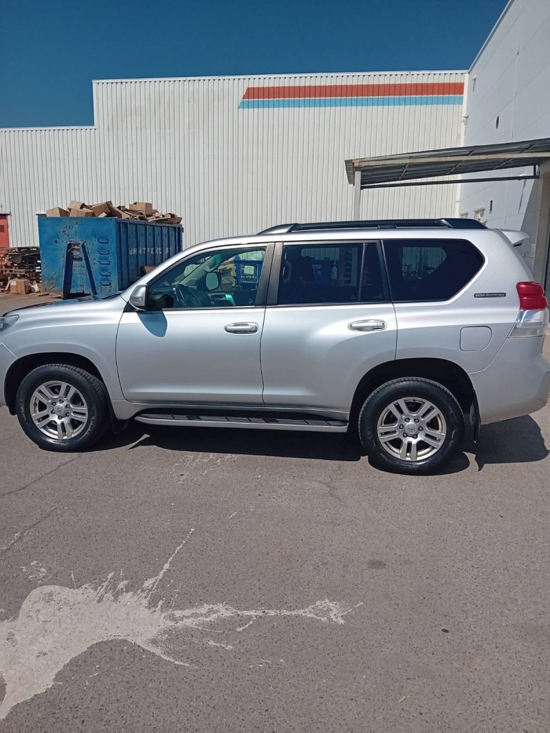 Toyota Land cruiser, снимка 17 - Автомобили и джипове - 46766413