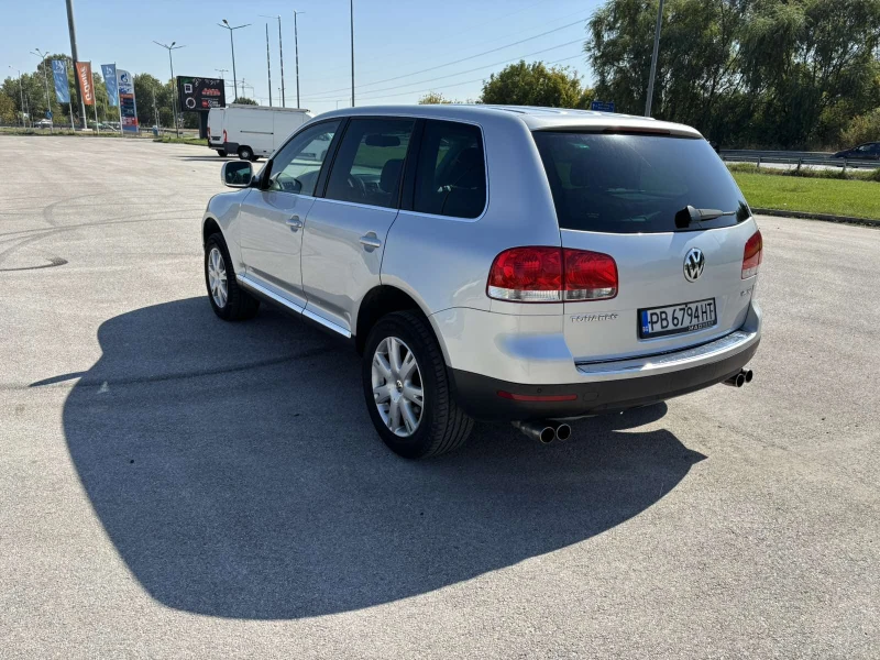 VW Touareg 3.0 V6 TDI, снимка 3 - Автомобили и джипове - 47422618