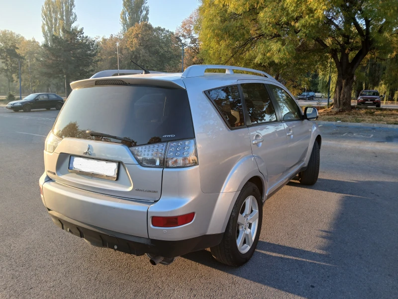 Mitsubishi Outlander XXL 4X4 GAZ, снимка 6 - Автомобили и джипове - 48442829