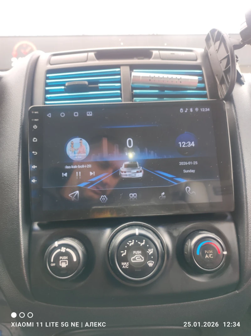 Kia Sportage 2.0 , снимка 12 - Автомобили и джипове - 52977084