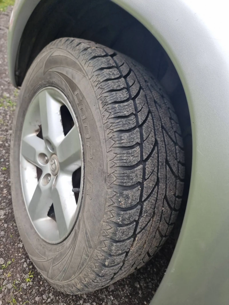 Toyota Rav4 2.0, снимка 17 - Автомобили и джипове - 52683519