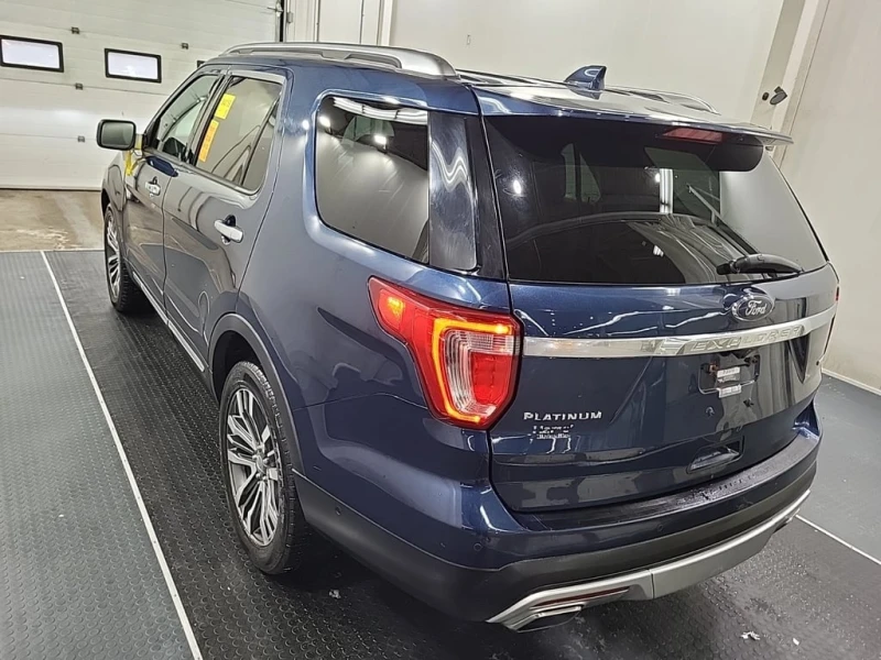 Ford Explorer * Platinum * CARFAX * БЕЗ ПЪРВОНАЧАЛНА ВНОСКА, снимка 4 - Автомобили и джипове - 53077455