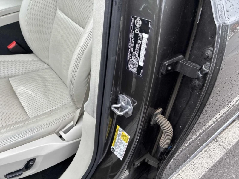 Volvo Xc90 Inscription* 360View* Подгрев* обдух* , снимка 9 - Автомобили и джипове - 53121610