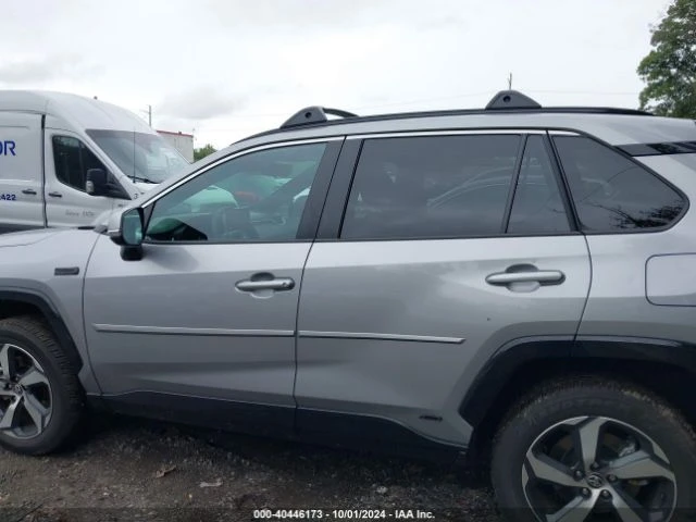 Toyota Rav4 Plug in Hybrid, снимка 14 - Автомобили и джипове - 47957147