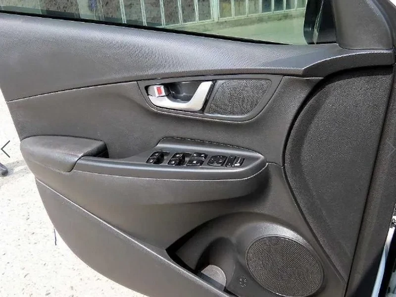 Hyundai Kona Gasoline 2.0 2Wd Smart, снимка 9 - Автомобили и джипове - 54998382