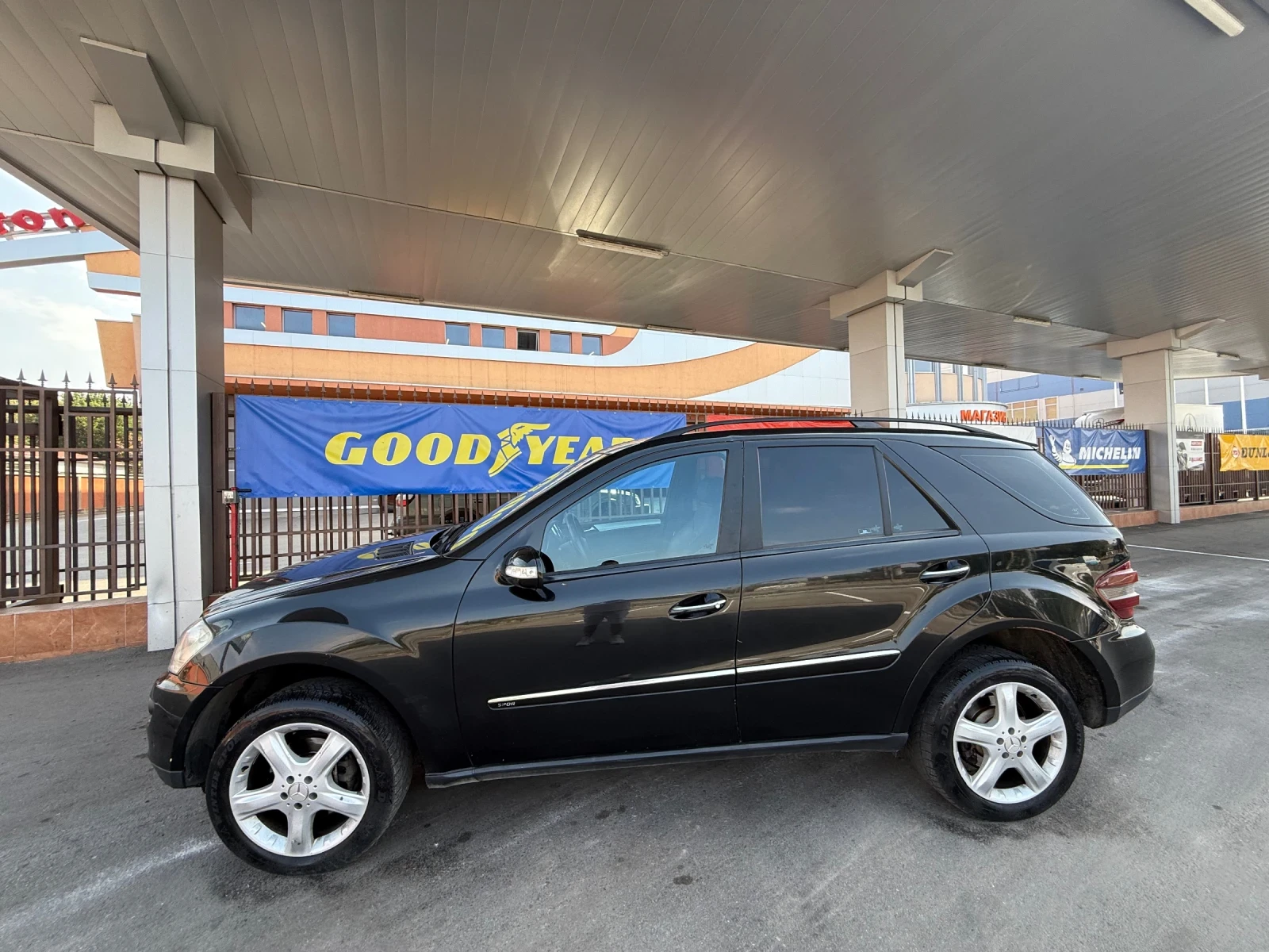 Mercedes-Benz ML 320 НА* ПРУЖИНИ* ТЕГЛИЧ* NaVI - изображение 2