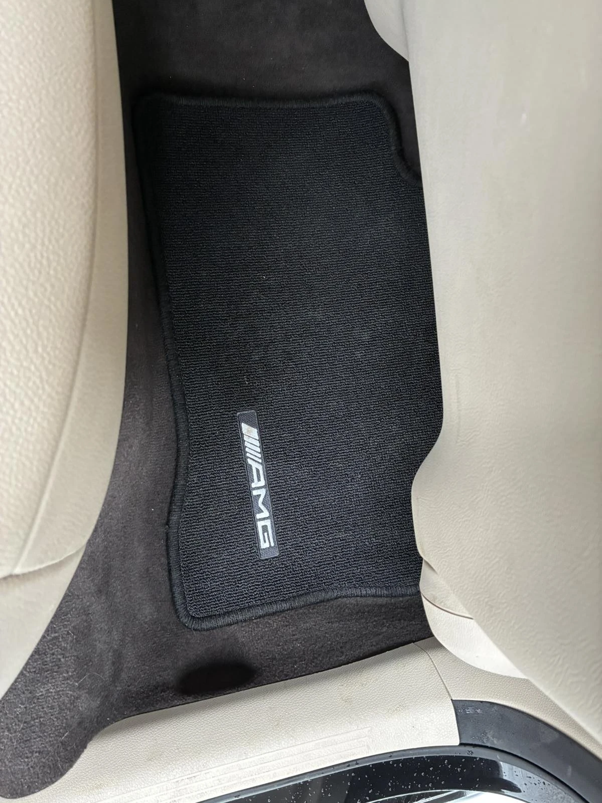 Mercedes-Benz GLC 220, снимка 17 - Автомобили и джипове - 54244763