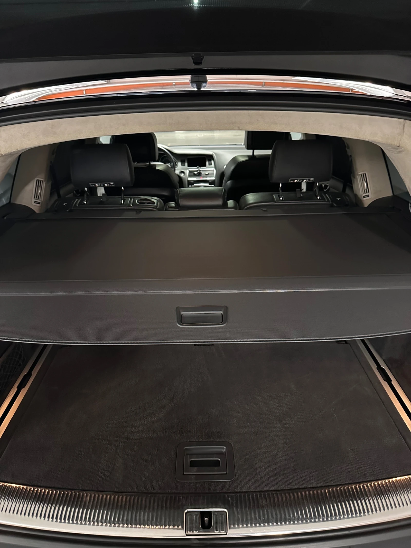 Audi Q7 3.0TDI Quattro, снимка 9 - Автомобили и джипове - 55990465