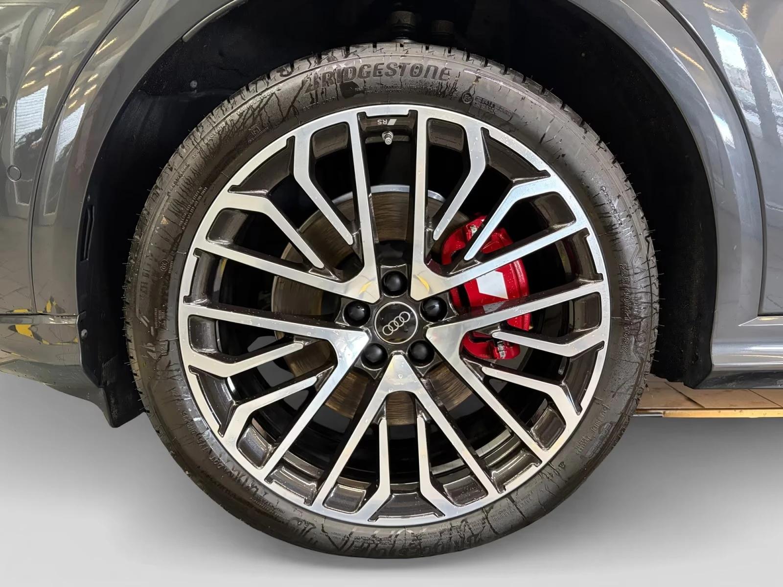 Audi SQ5 NEW / B&O / MATRIX / 360 / HUD / MMI PRO / PANO, снимка 4 - Автомобили и джипове - 55222750