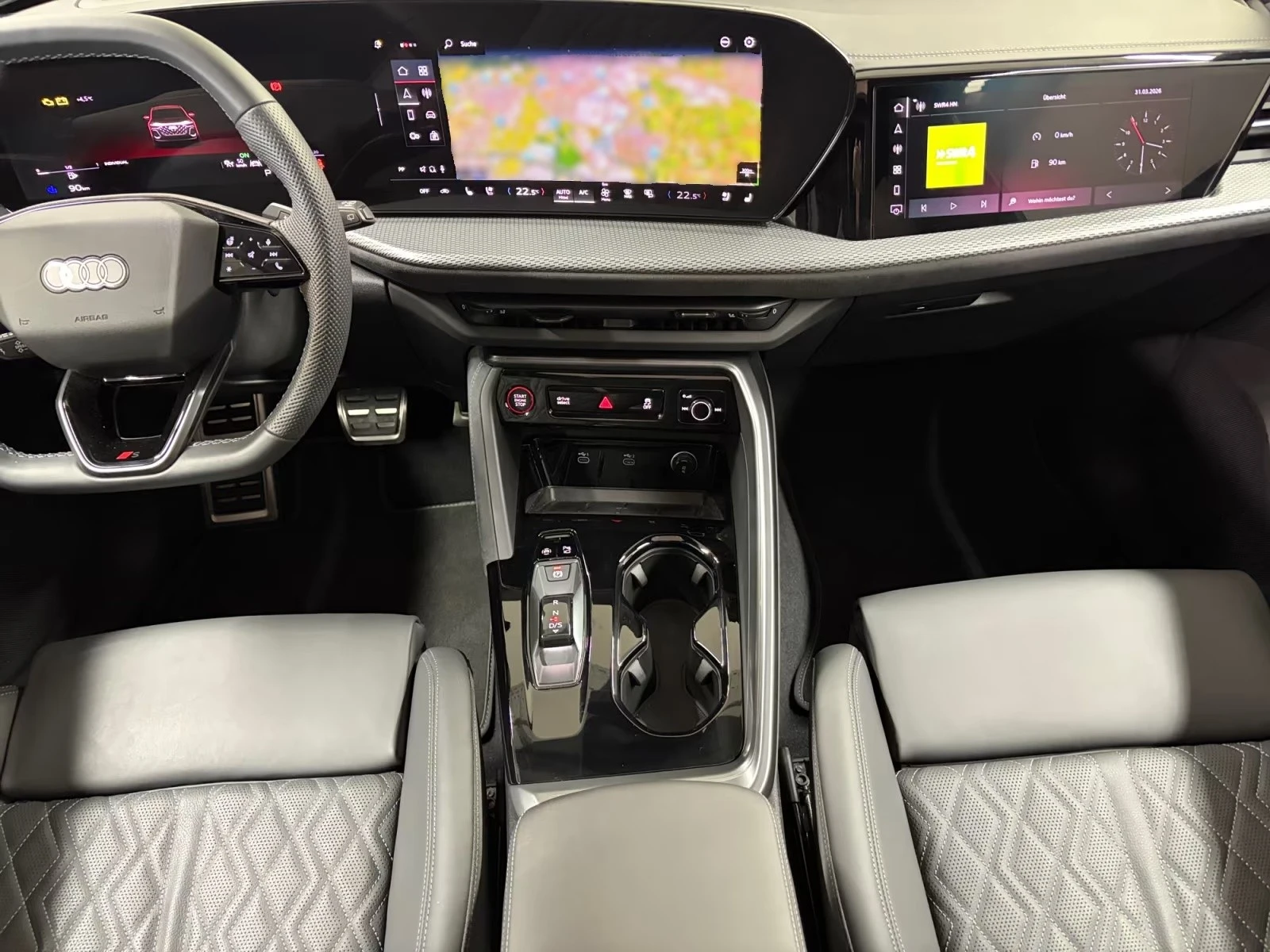 Audi SQ5 NEW / B&O / MATRIX / 360 / HUD / MMI PRO / PANO, снимка 7 - Автомобили и джипове - 55222750