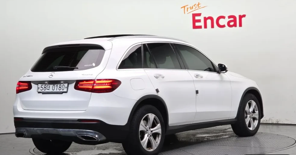 Mercedes-Benz GLC 220 * АвтоКредит* (ЦЕНА ДО БГ), снимка 2 - Автомобили и джипове - 55485966