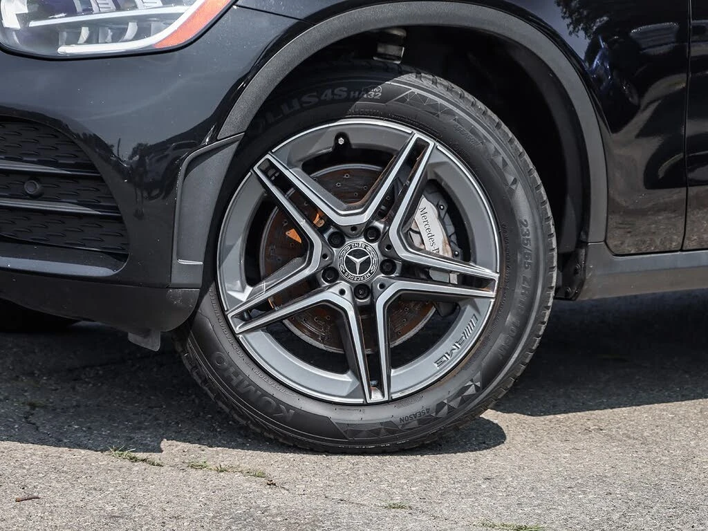 Mercedes-Benz GLC 300 4MATIC* AMG* ПАНОРАМА* КАМЕРА* ПОДГРЕВ* КРАЙНА ЦЕН, снимка 5 - Автомобили и джипове - 55942115