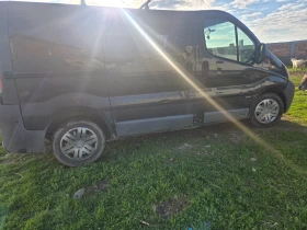 Opel Vivaro 1, 9тди 110 коня климатик 9 места изплащане от ТБИ, снимка 6