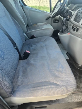 Opel Vivaro 1, 9тди 110 коня климатик 9 места изплащане от ТБИ, снимка 6 - Бусове и автобуси - 53622422