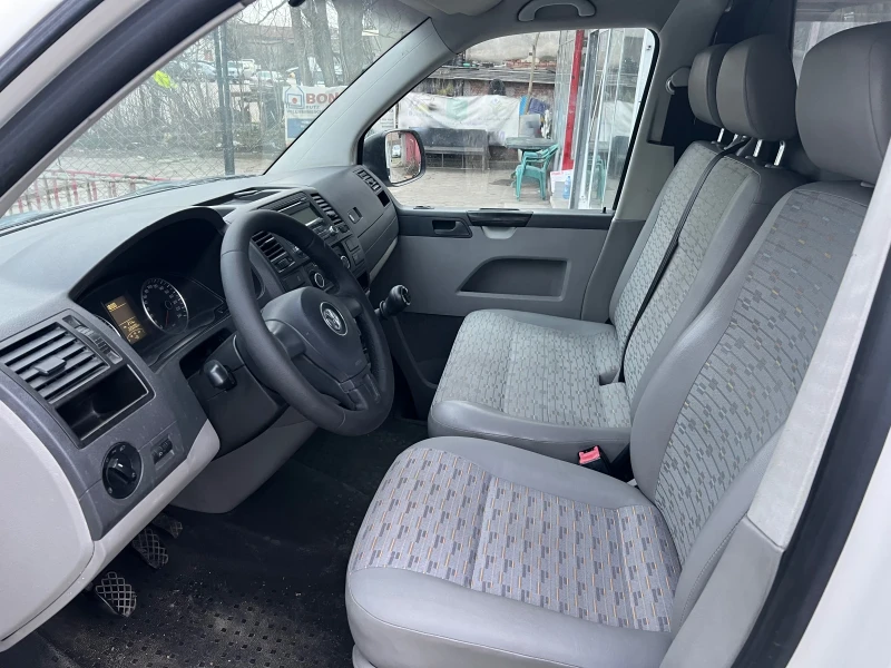 VW Transporter 2.0TDI.Климатик, снимка 7 - Бусове и автобуси - 49495214