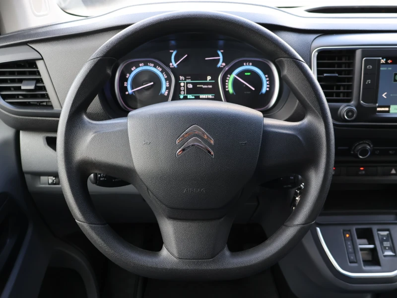 Citroen Jumpy ТОП СЪСТОЯНИЕ/НОВИ ГУМИ, снимка 12 - Бусове и автобуси - 52913118