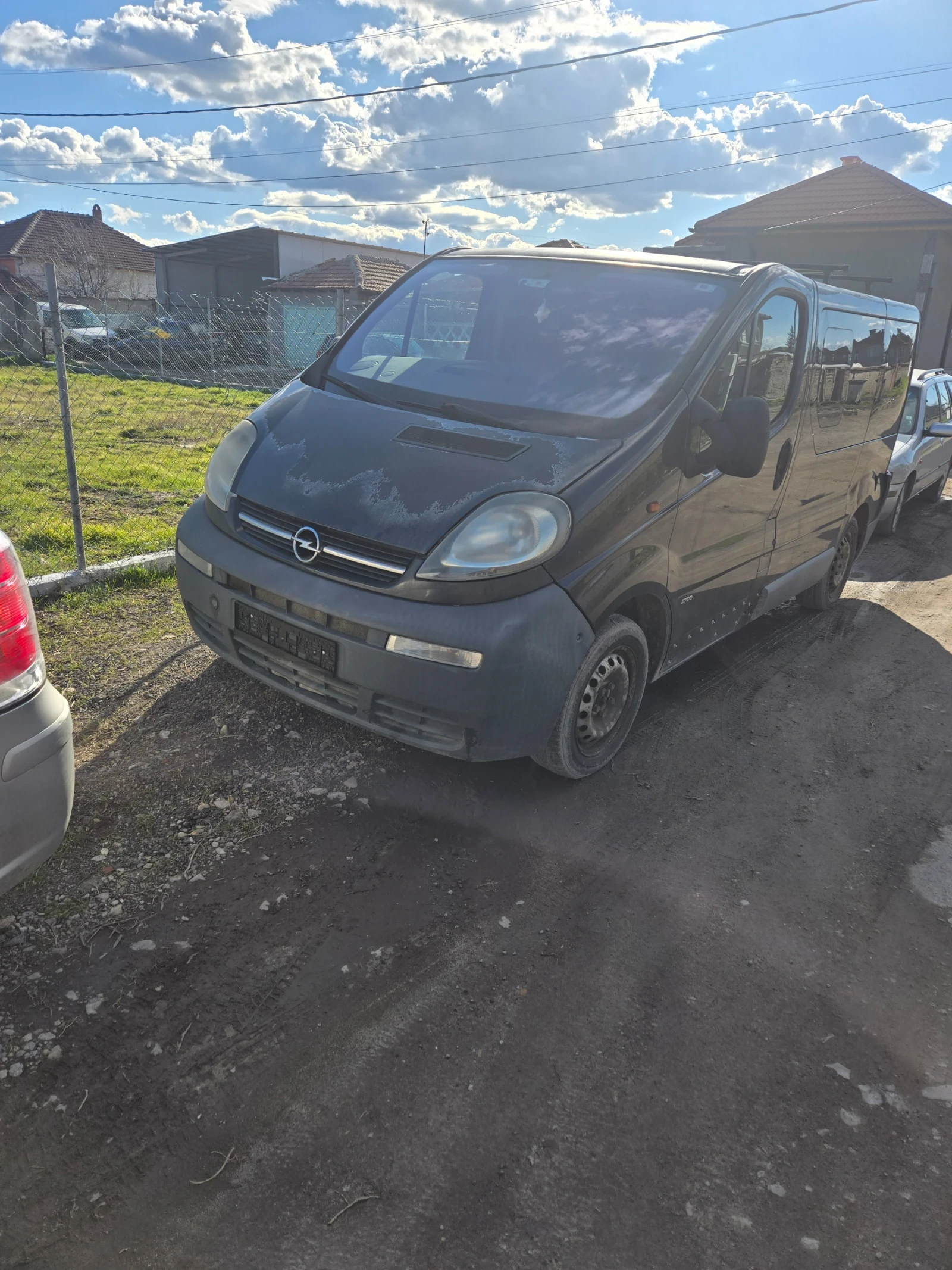 Opel Vivaro 1, 9тди 110 коня климатик 9 места изплащане от ТБИ - изображение 10