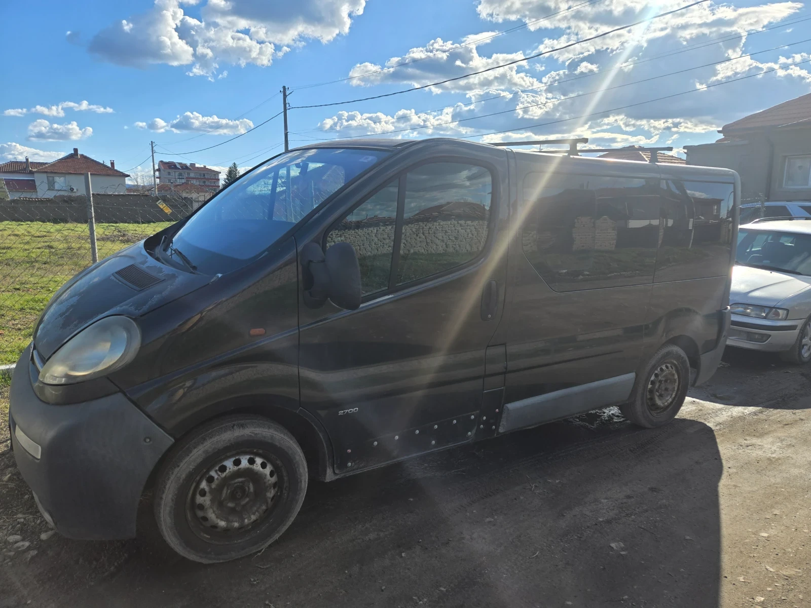 Opel Vivaro 1, 9тди 110 коня климатик 9 места изплащане от ТБИ - изображение 9