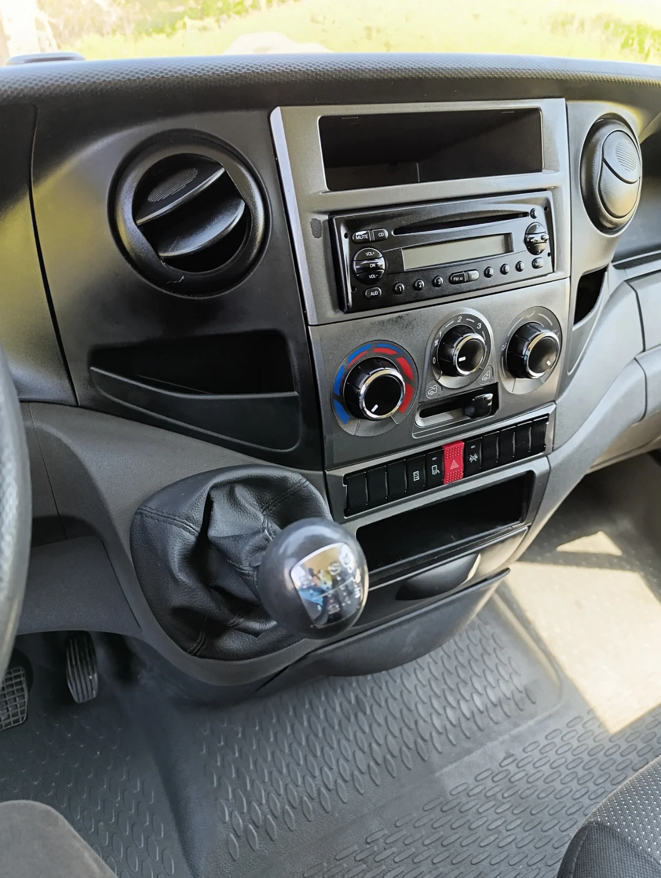 Iveco 35s15 2300/ 150ps, снимка 10 - Бусове и автобуси - 54430587