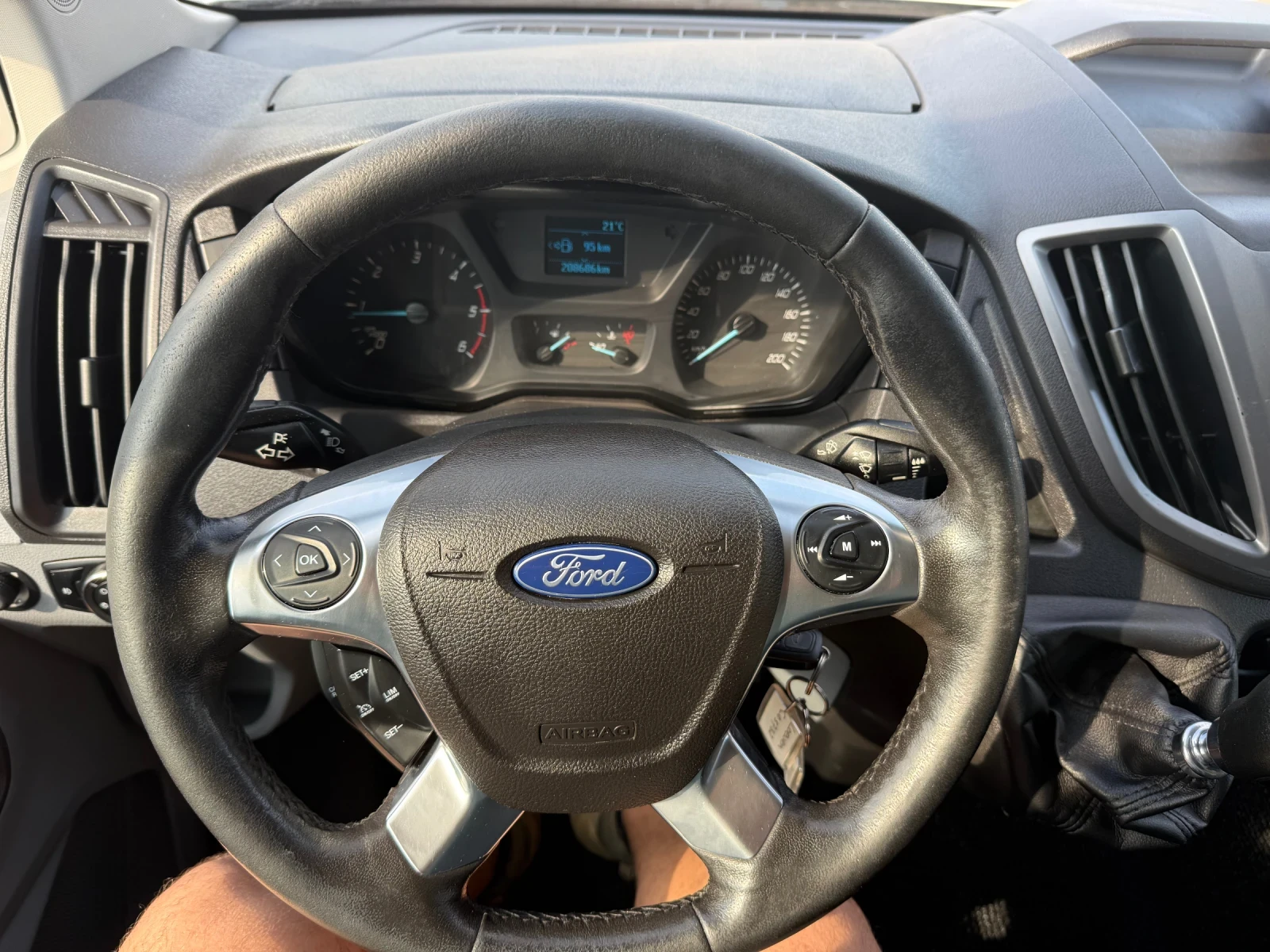 Ford Transit 2.0, снимка 12 - Бусове и автобуси - 54773418