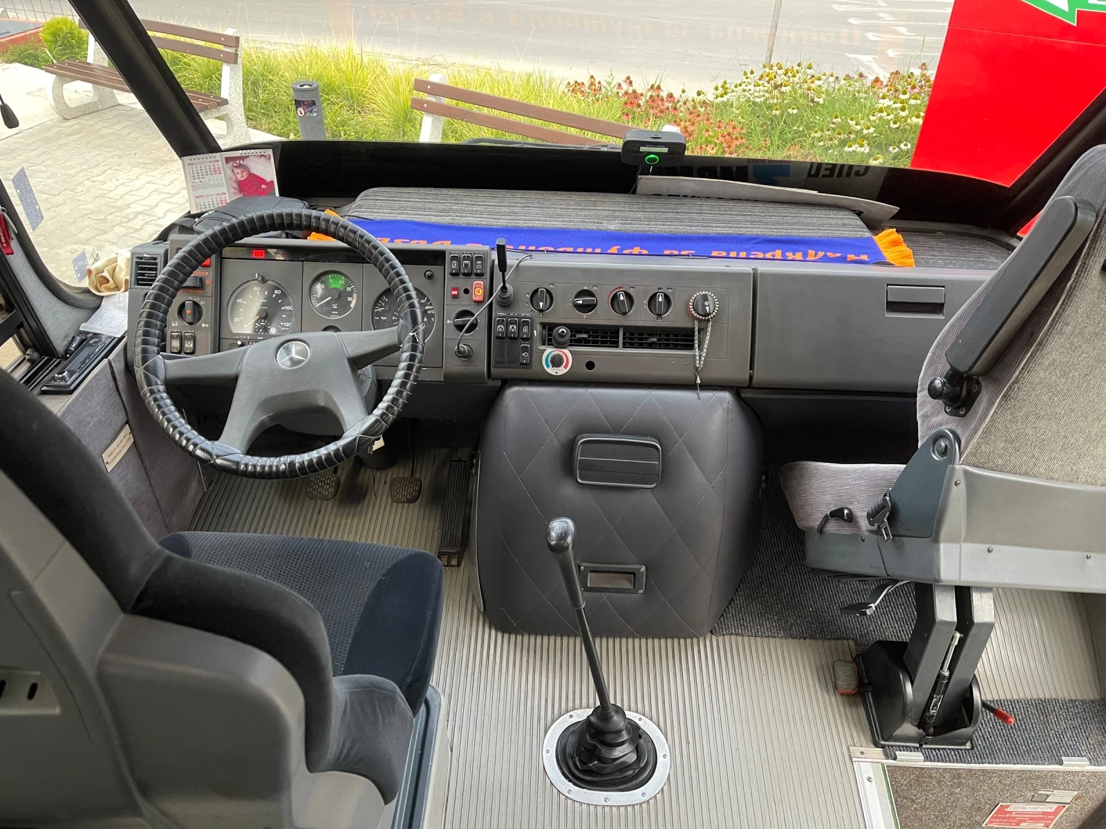 Mercedes-Benz 814, снимка 7 - Бусове и автобуси - 56018312