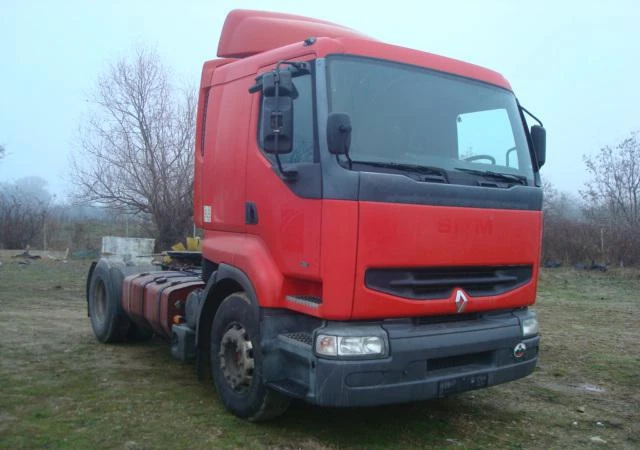 Renault Premium 385 на части!!!, снимка 1 - Камиони - 37101482