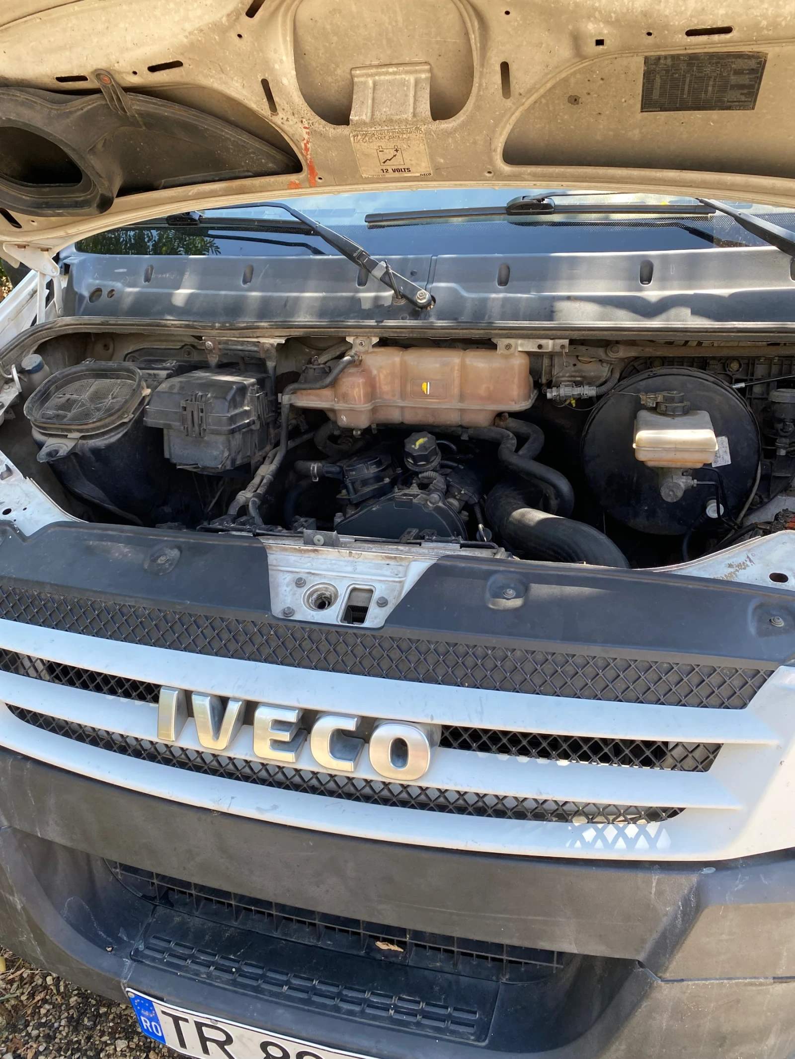 Iveco 35c13 Самосвал - изображение 7
