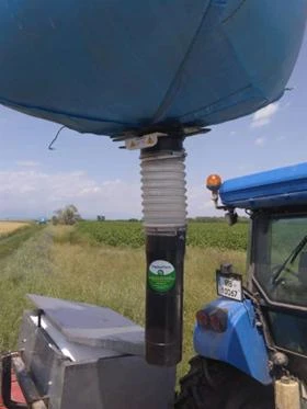 Трактор John Deere Влагомер с мелница , снимка 13