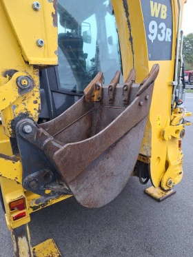 Багер Komatsu WB93 R, снимка 11