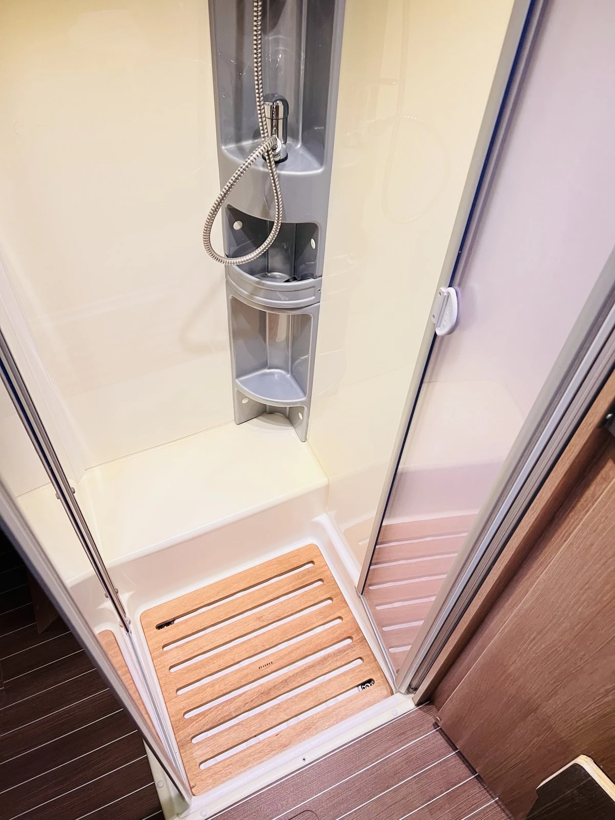 Кемпер SUNLIGHT 68 - изображение 10