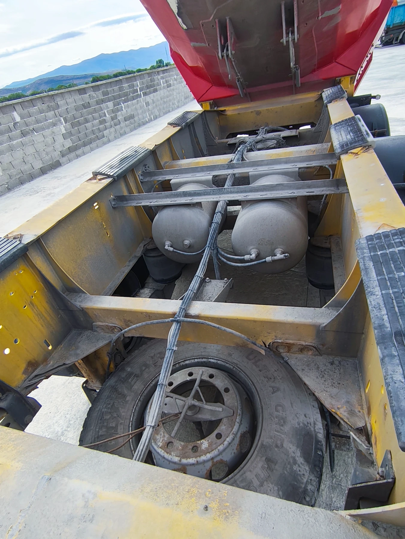 Полуремарке Schwarzmuller ЦЕНАТА Е ЗА КОМПОЗИЦИЯ , снимка 9 - Ремаркета - 56084966