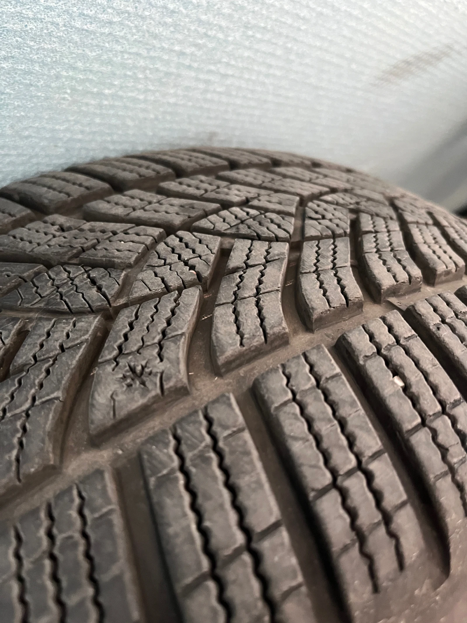 Гуми с джанти Goodyear 255/40R19, снимка 15 - Гуми и джанти - 54754555