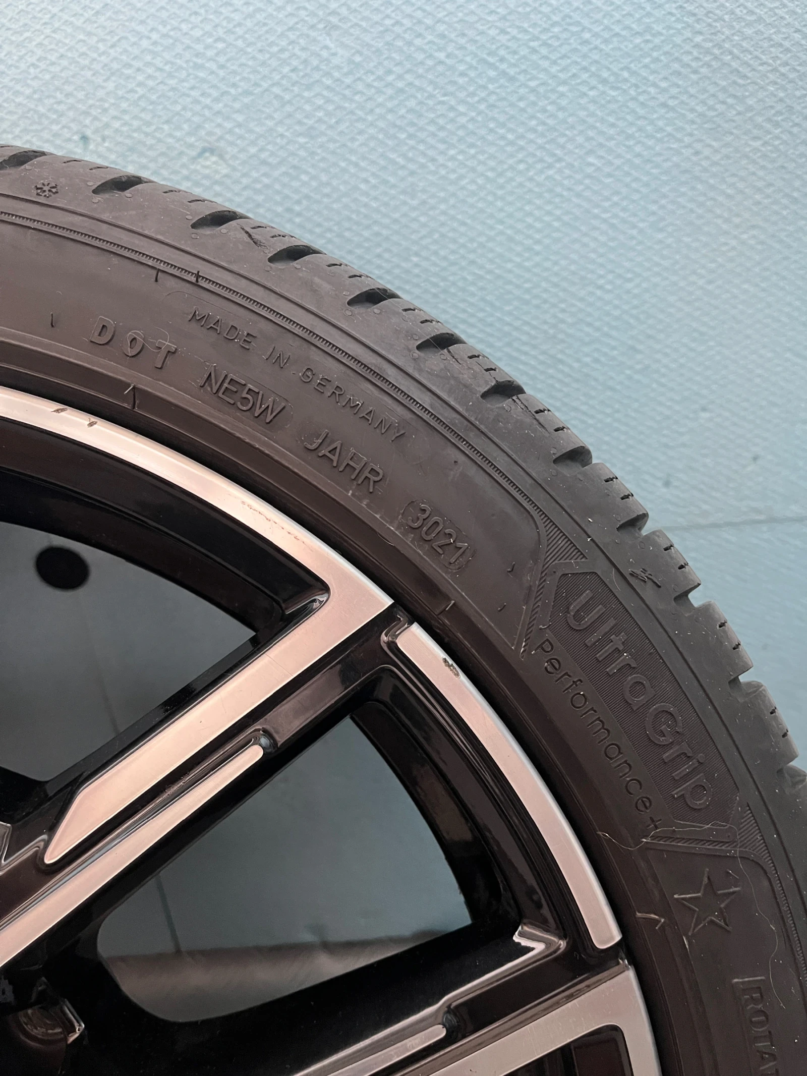 Гуми с джанти Goodyear 255/40R19, снимка 8 - Гуми и джанти - 54754555