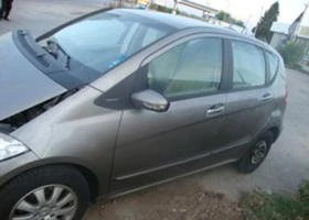 Mercedes-Benz A 160 i.2.0CDIНА ЧАСТИ, снимка 4