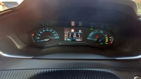 Peugeot 2008 Allure ГАРАНЦИЯ СЕРТИФИКАТ СЕРВИЗНА КНИЖКА ТЕРМОПО, снимка 4