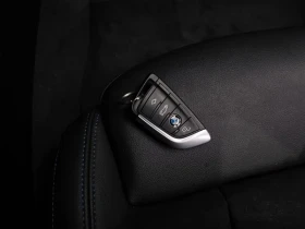 BMW 320 I M Sports, снимка 16