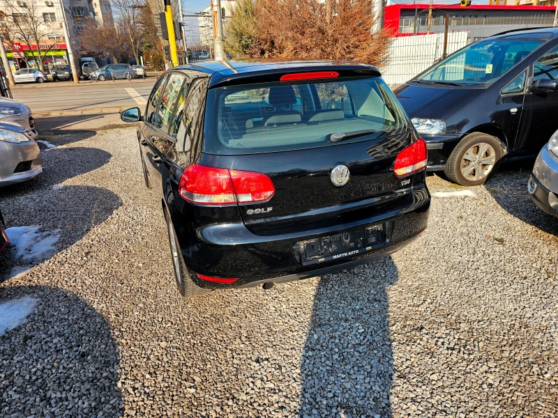 VW Golf 1.6TDi-105kc , снимка 5 - Автомобили и джипове - 48802840