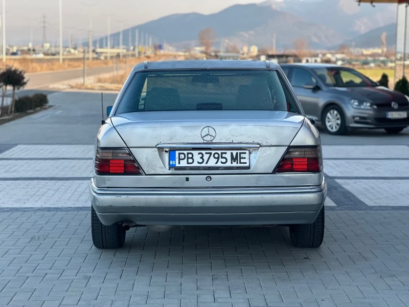 Mercedes-Benz 124 250D, снимка 4 - Автомобили и джипове - 49031035