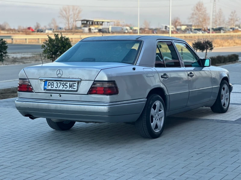 Mercedes-Benz 124 250D, снимка 3 - Автомобили и джипове - 49031035