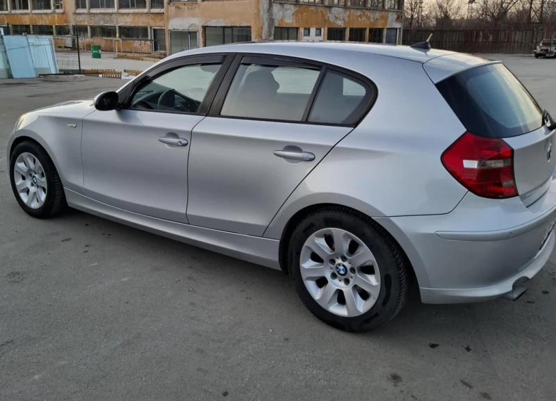 BMW 118, снимка 2 - Автомобили и джипове - 49406872