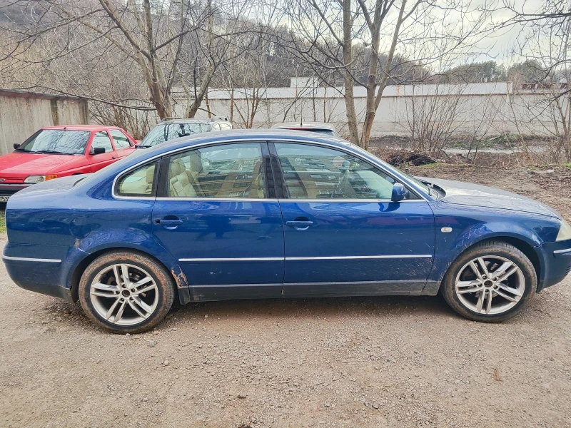 VW Passat, снимка 6 - Автомобили и джипове - 49504003