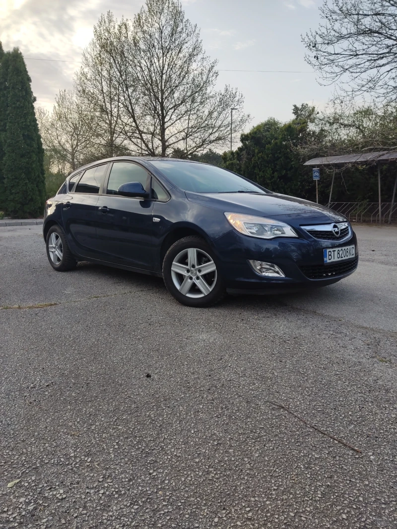 Opel Astra, снимка 9 - Автомобили и джипове - 52542338