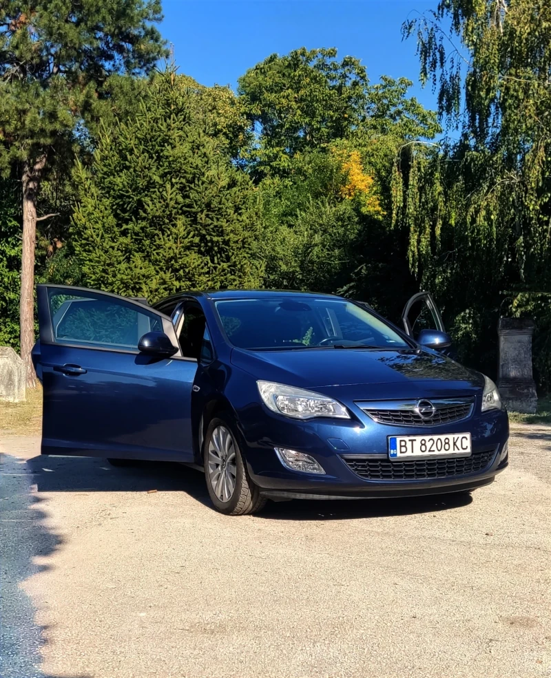 Opel Astra, снимка 4 - Автомобили и джипове - 52542338