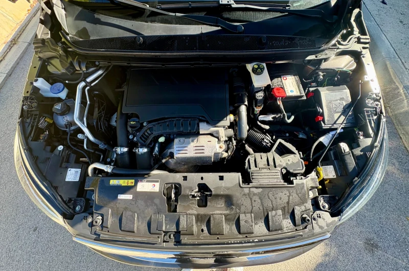 Peugeot 308  EAT8 FACELIFT , снимка 13 - Автомобили и джипове - 52177537