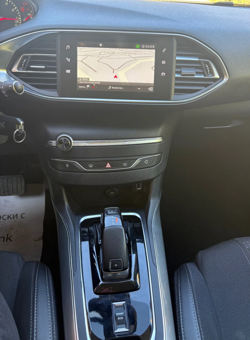 Peugeot 308  EAT8 FACELIFT , снимка 10 - Автомобили и джипове - 52177537