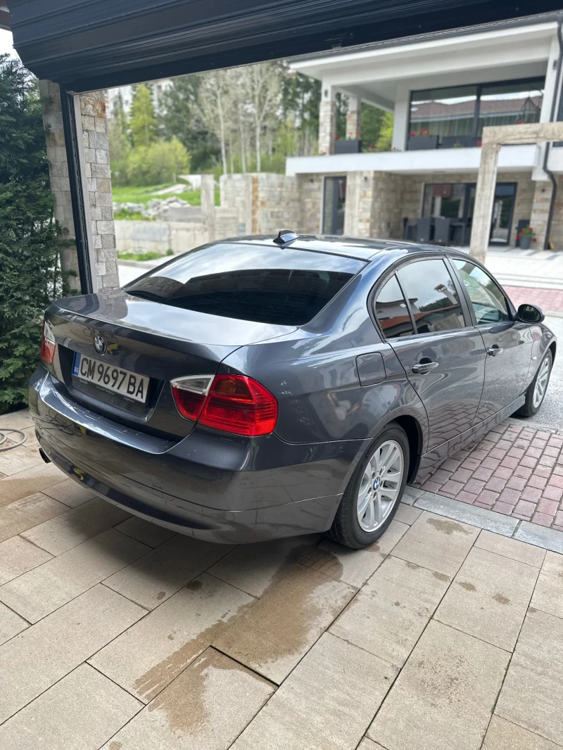 BMW 320, снимка 10 - Автомобили и джипове - 52578882