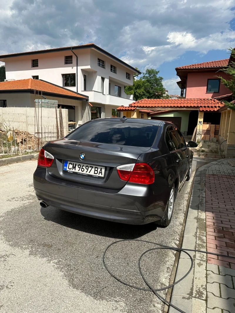 BMW 320, снимка 13 - Автомобили и джипове - 52578882