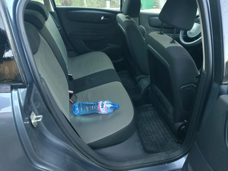 Citroen C4, снимка 8 - Автомобили и джипове - 52792989